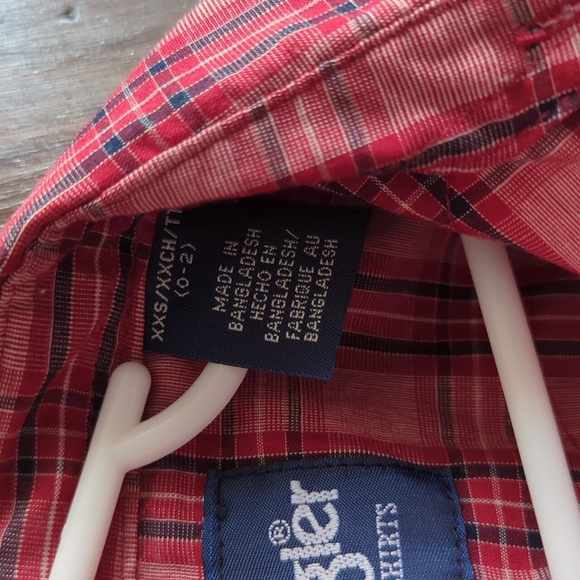 Toddler Wrangler Western shirt  Unfinished hem with pearl snaps. Size xxs 0-2 - Picture 5 of 7